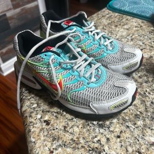 Nike torch 4 size 7.5